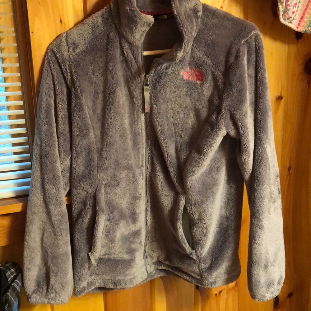 Girls’ NorthFace jacket.